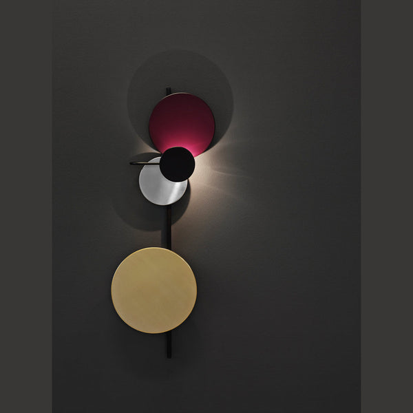 Planet wall lamp