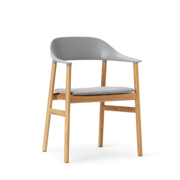 Herit chair with upholstery
