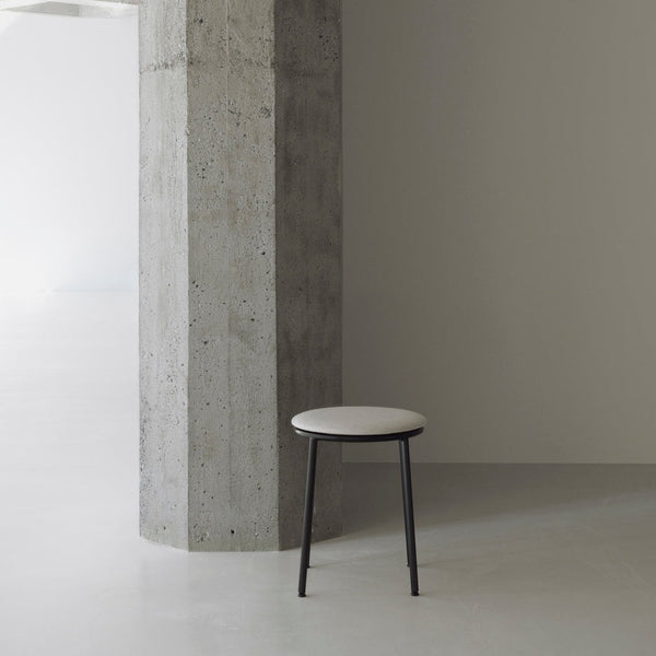 Circa stool with upholstery