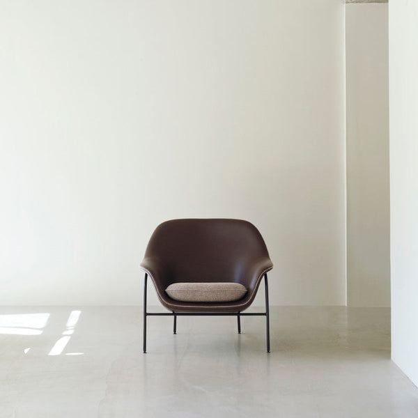 Drape lounge krėslas