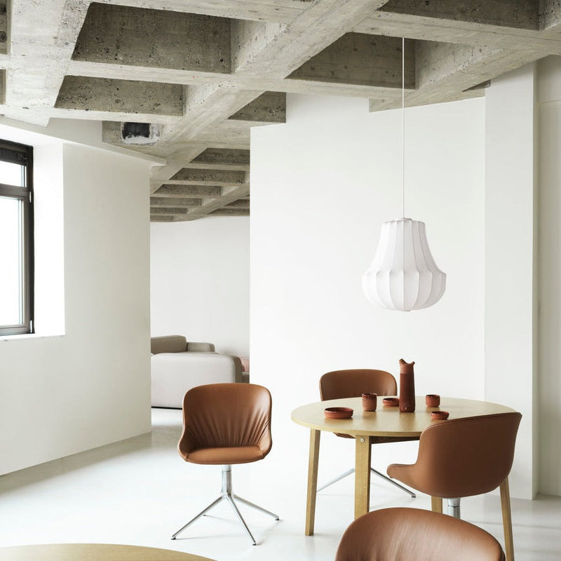 Phantom pendant lamp