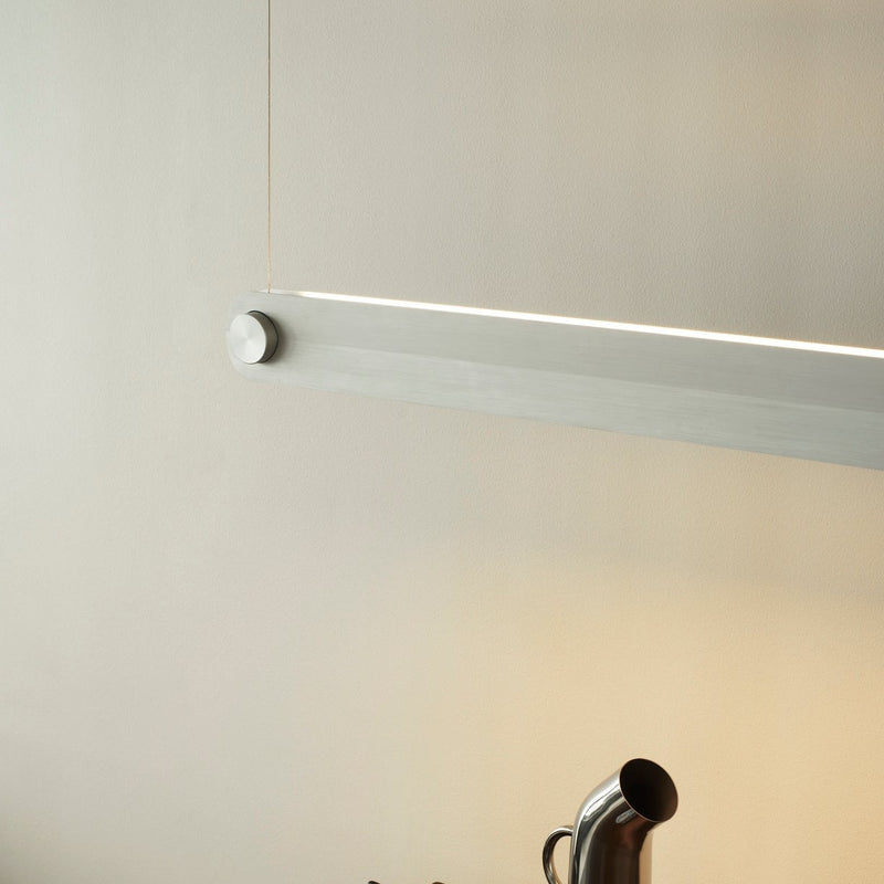 Dim pendant lamp