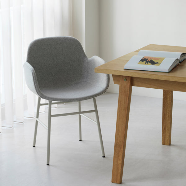 Form chair