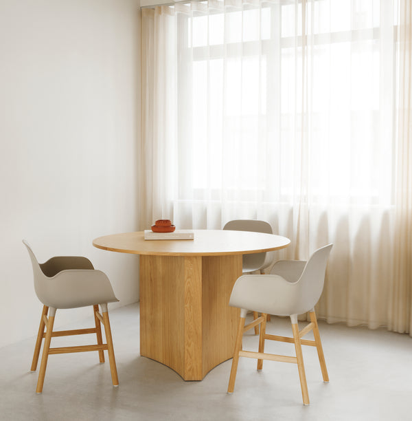 Bue dining table