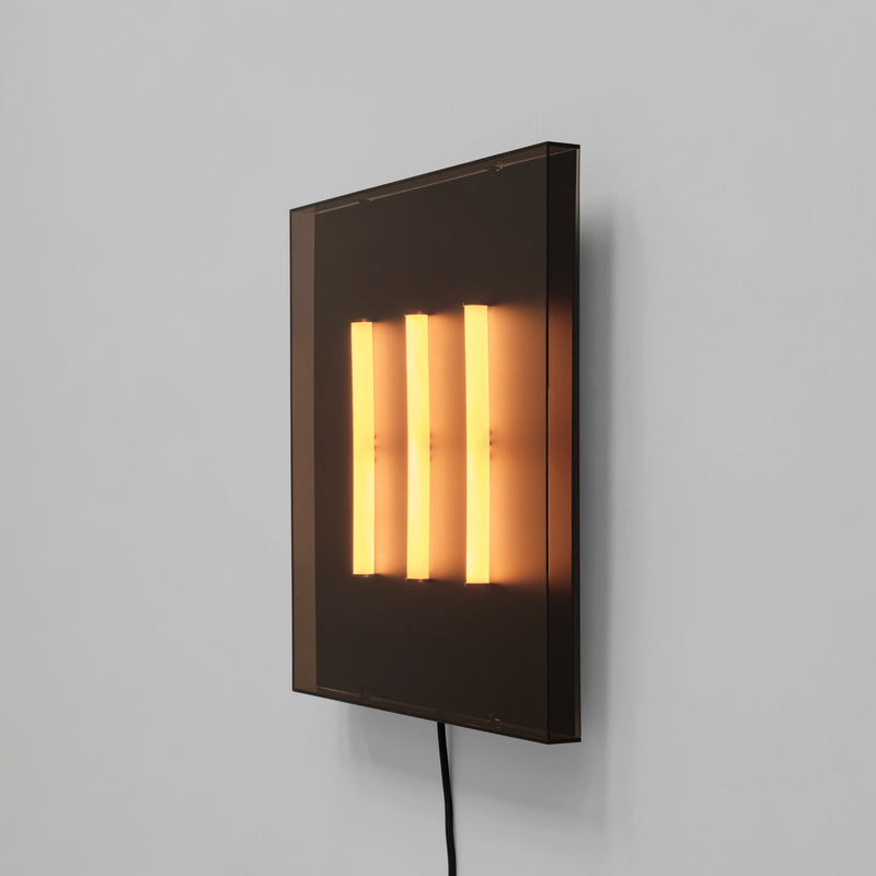 Trois wall lamp