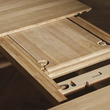 Kuma extension dining table