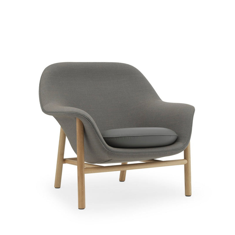Drape lounge krėslas