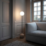 Boxer floor lamp