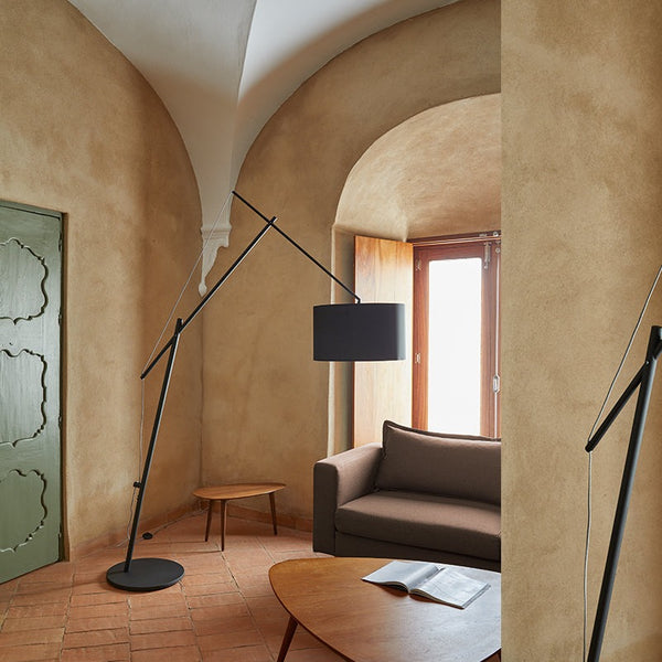 Ario floor lamp