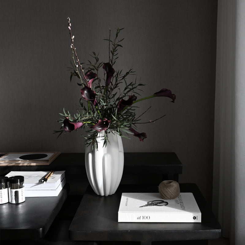 Bloom slim small vase