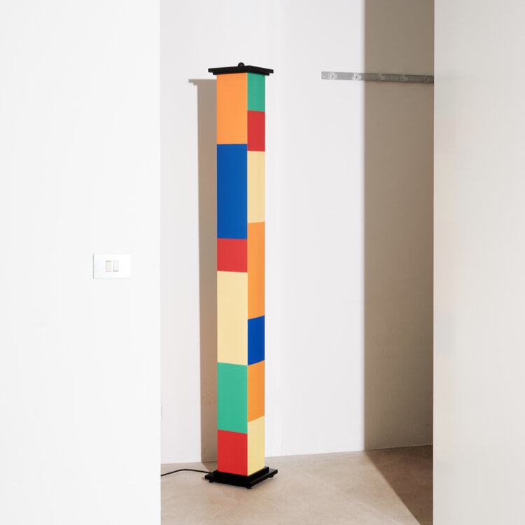 La Bella Durmiente floor lamp