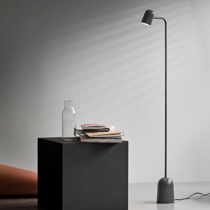 Buddy floor lamp