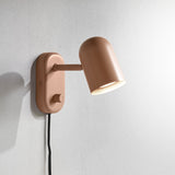 Buddy wall lamp