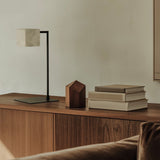 Cubic table lamp