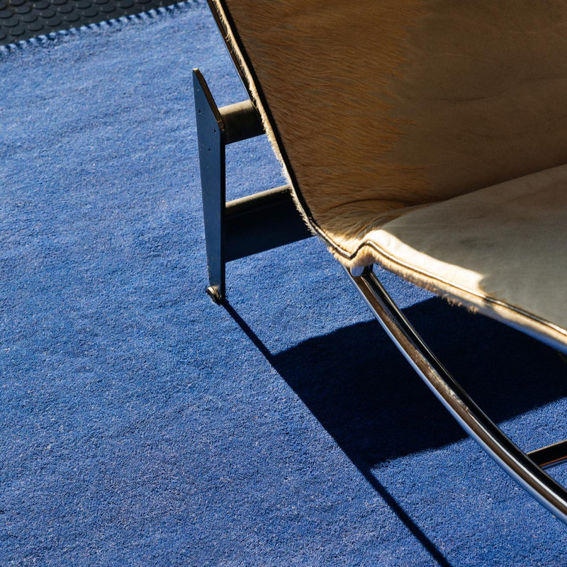 Classic Solid Blue Fonce rug