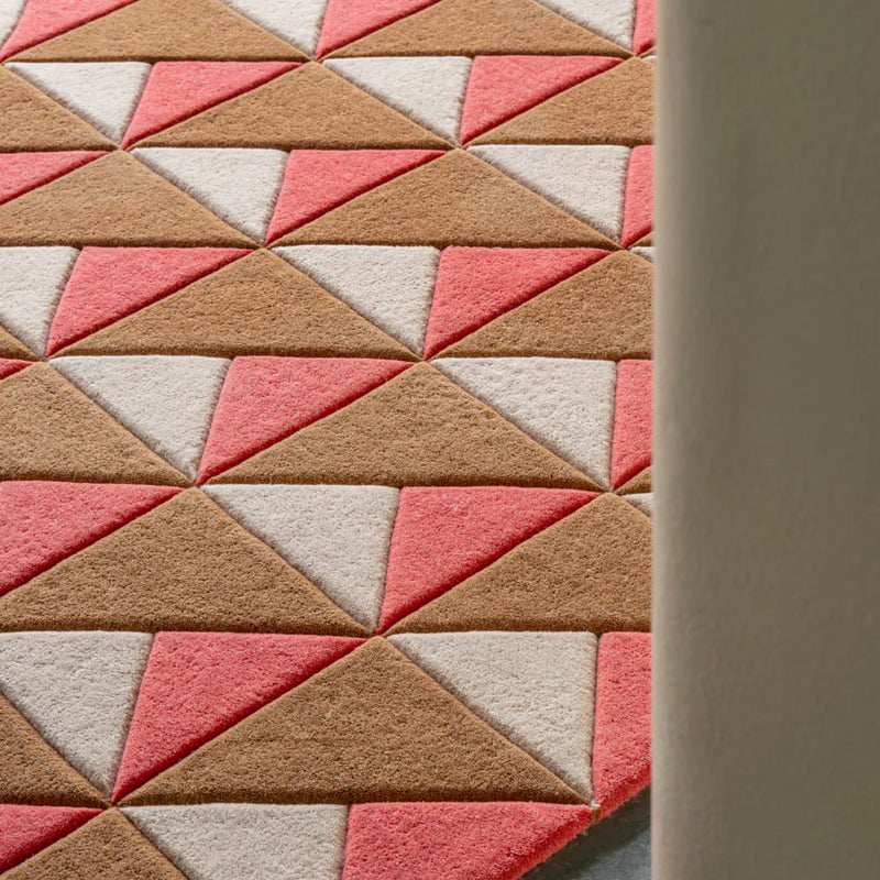 Triangle Persimon Pink kilimas