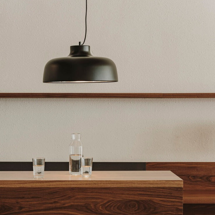 M68 pendant lamp