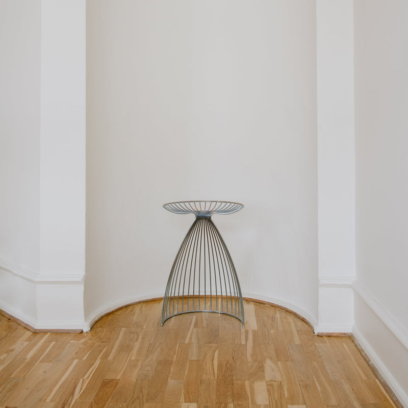 Angel bar stool