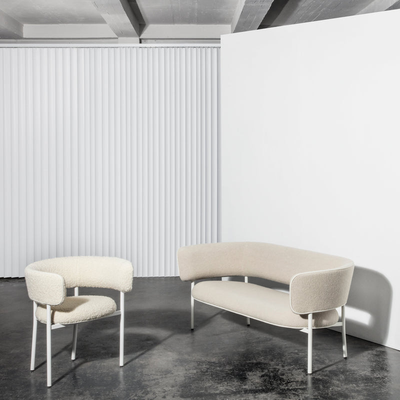 Font lounge sofa