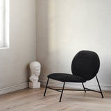 Oblong lounge chair