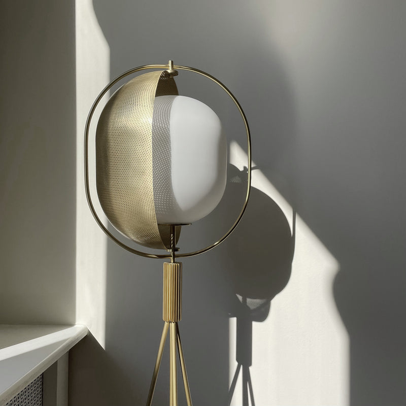 Pearl floor lamp