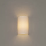 Singular wall lamp