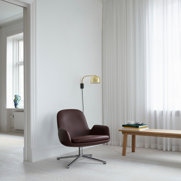 Grant wall lamp