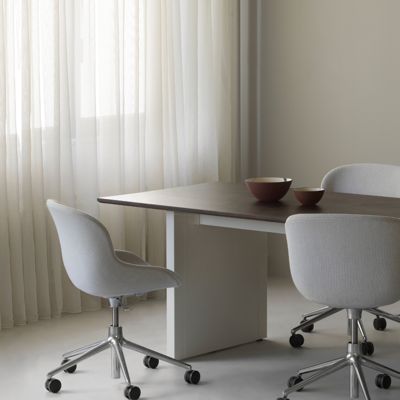 Hyg swivel chair