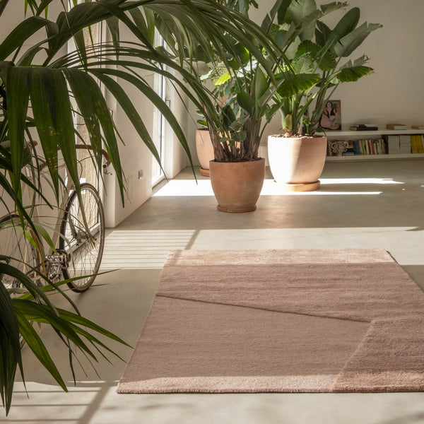 Oblique Pink Quartz rug