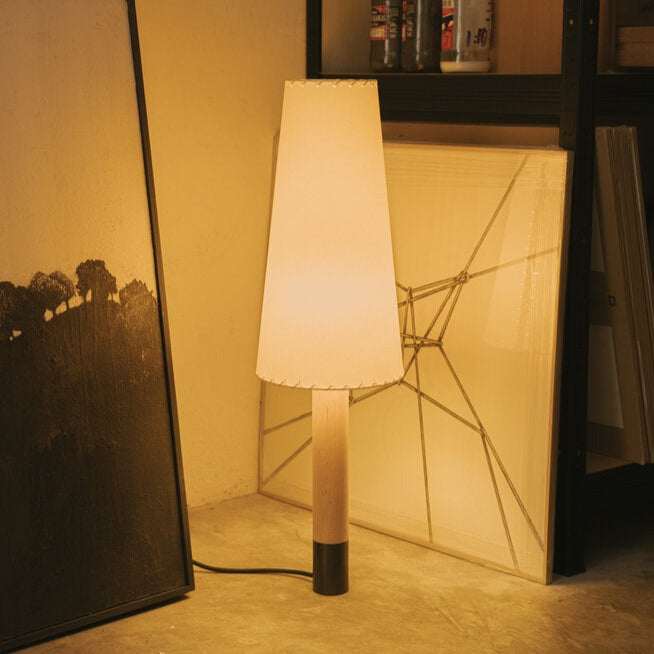 Basica table lamp