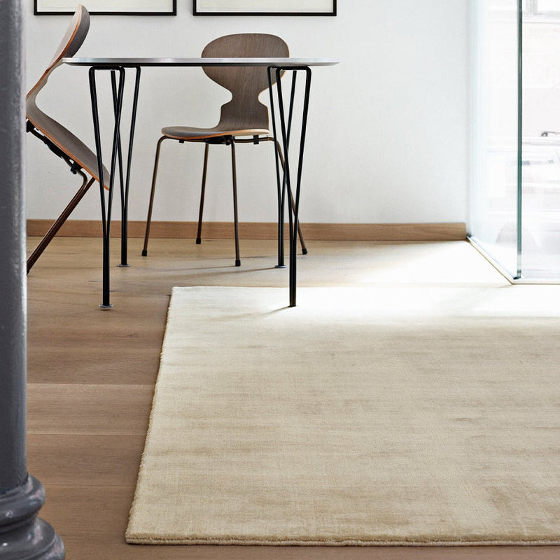 Soft Grey Earth Bamboo rug