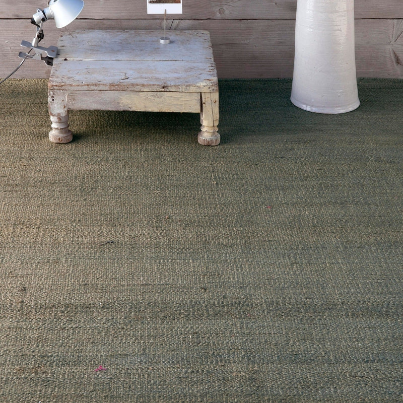 Vegetal Greenish Grey rug